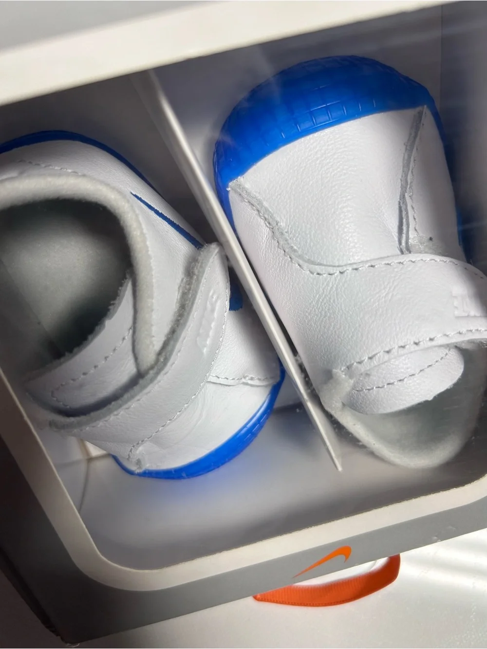 Nike Waffle Swoosh 1 Crib Shoes White and royal blue 2C 0-3 months Baby Shoes